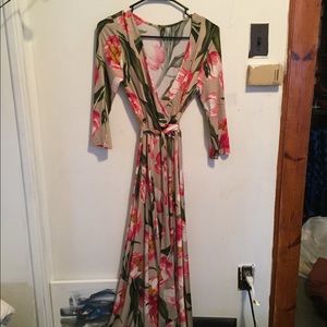 Forever21 Tulip Print Maxi Dress